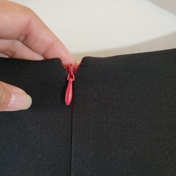 NEW TAHARI Women's Plus Size Sheath Dress Sz 22W Red Black Office Siren Career - Picture 6 of 11